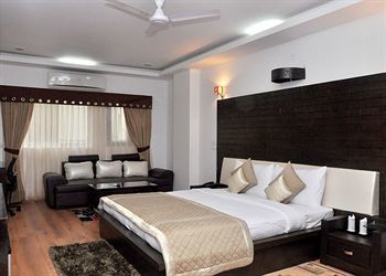 Dwarka Palace Samalkha 외부 사진