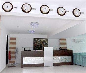 Dwarka Palace Samalkha 외부 사진